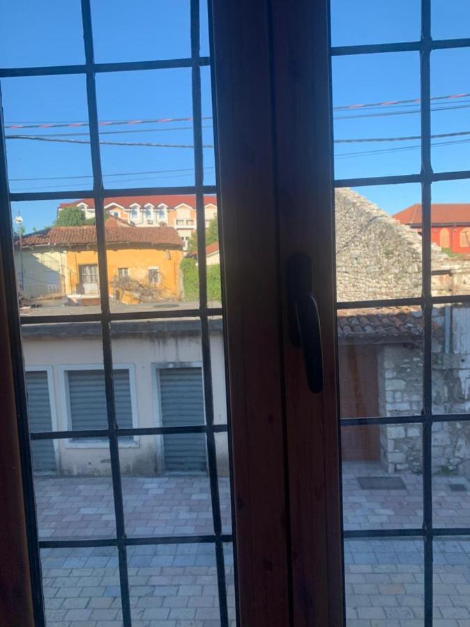 Rooms For Rent Szkodra Zewnętrze zdjęcie