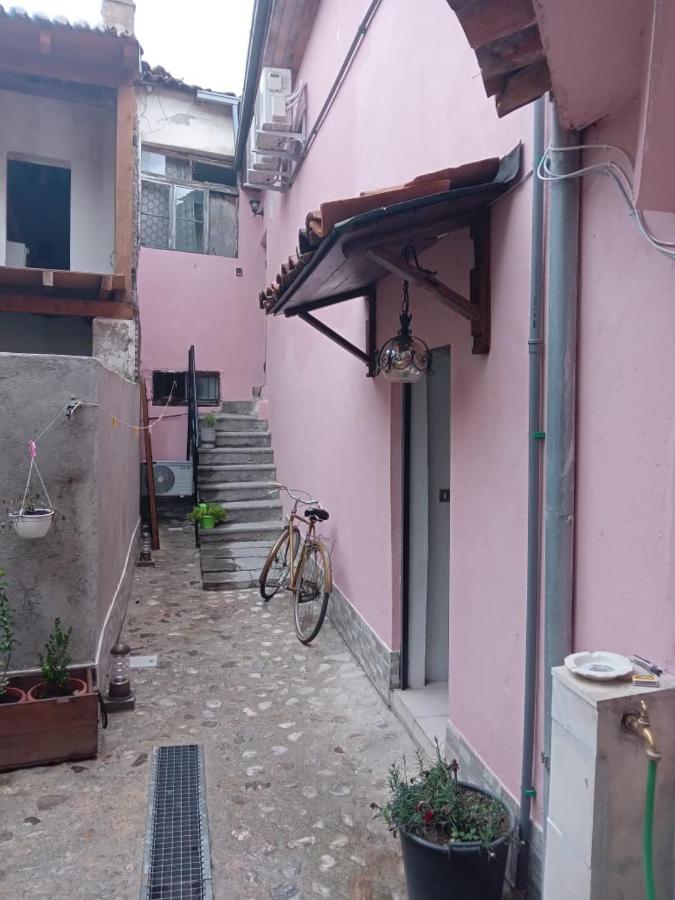 Rooms For Rent Szkodra Zewnętrze zdjęcie