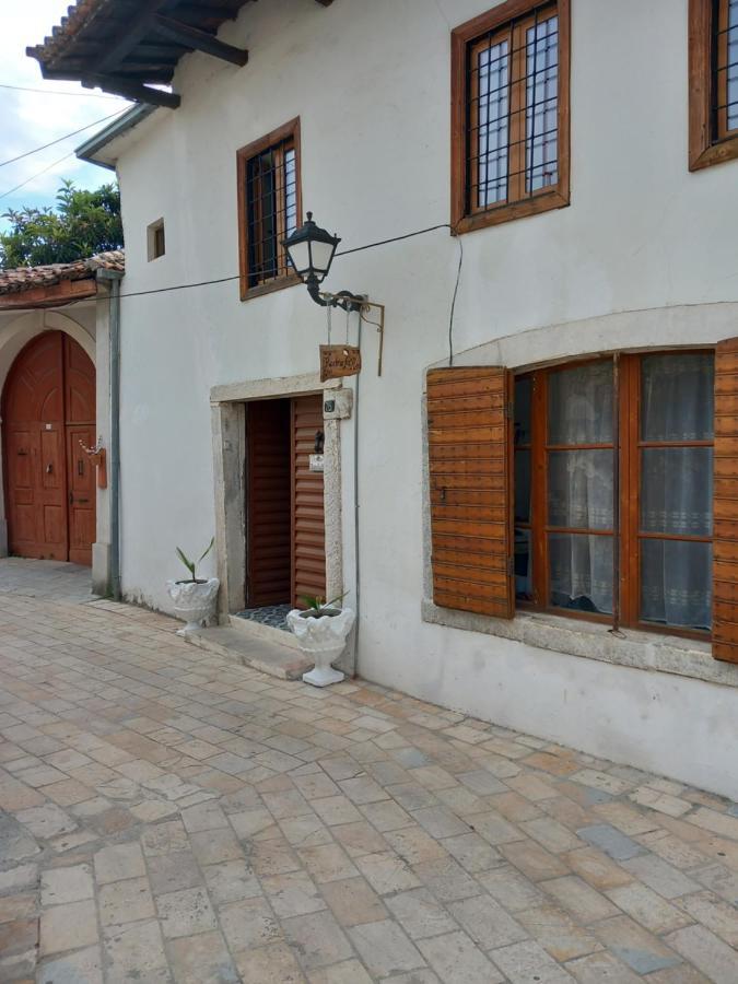 Rooms For Rent Szkodra Zewnętrze zdjęcie