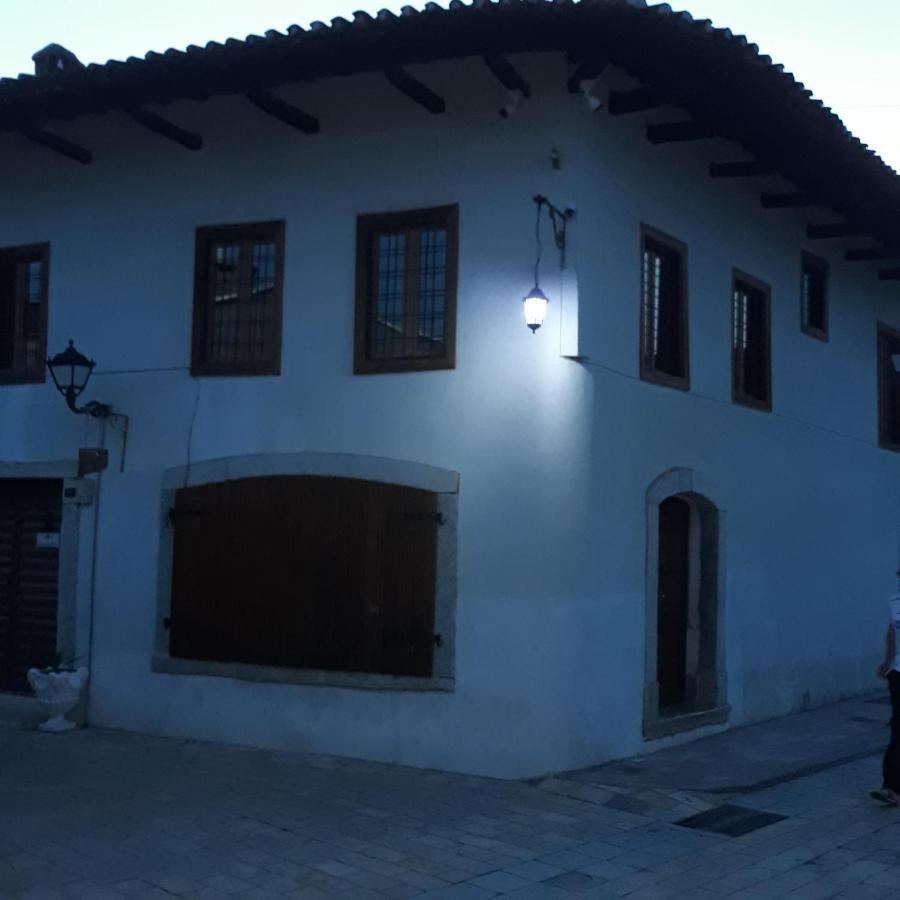 Rooms For Rent Szkodra Zewnętrze zdjęcie
